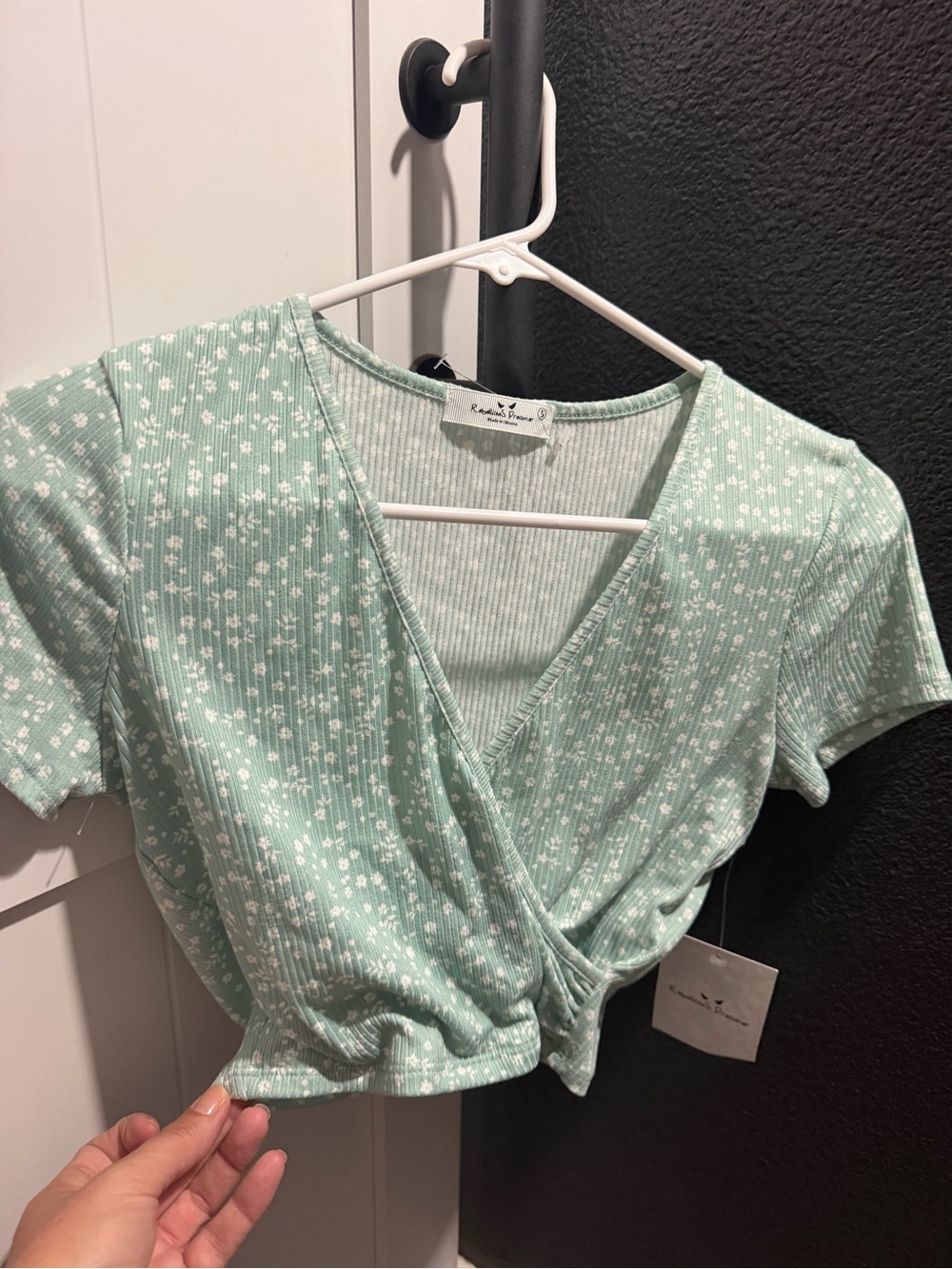 Crop top bundle - Picture 7 of 10